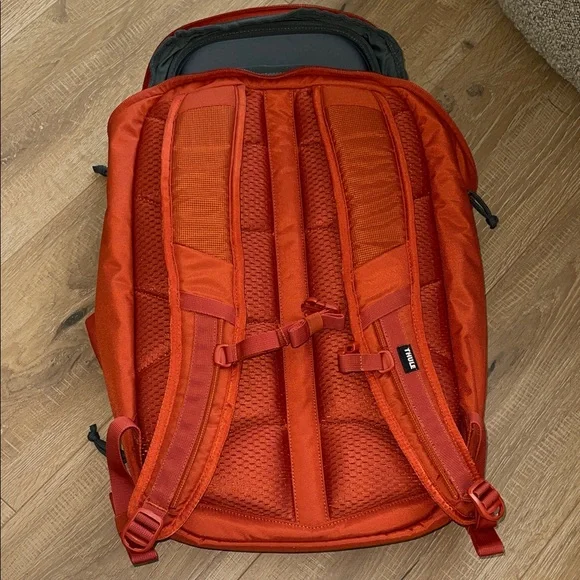 Thule Backpack - Picture 7 of 10
